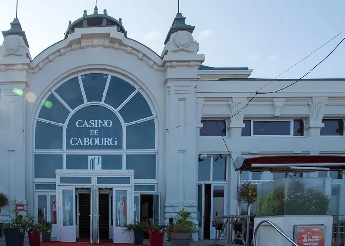 Joli F3 - 50m De La Appartamento