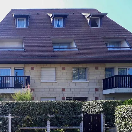 Joli F3 - 50m De La Appartamento Cabourg